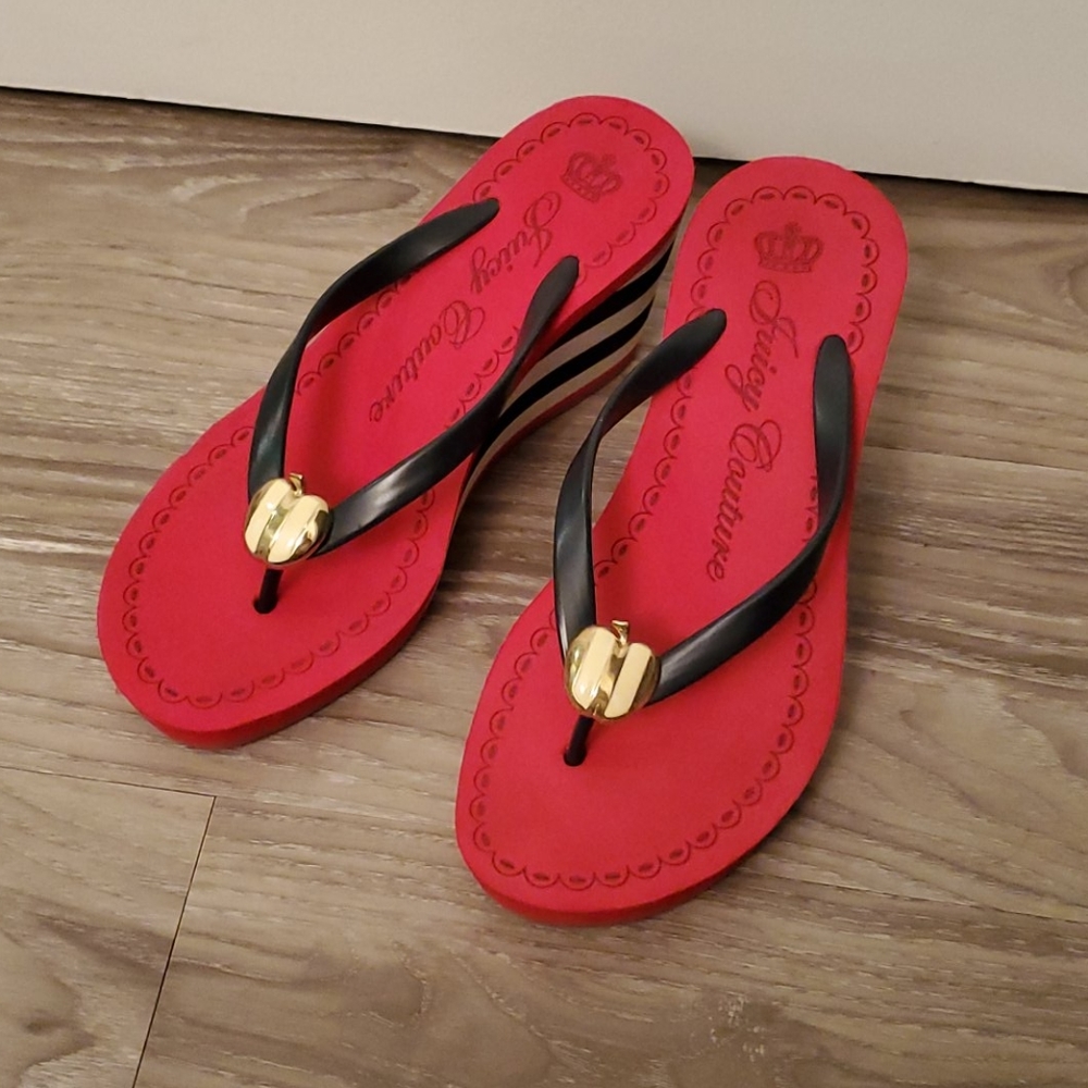 Juicy Couture Wedge Flip Flops LIKE NEW